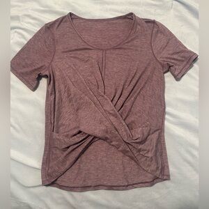 Lululemon t-shirt size 8
